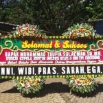 Kami selalu berusaha untuk memberikan layanan yang terbaik dan harga yang kompetitif untuk setiap pelanggan kami. Jadi, jika Anda memerlukan bunga papan ucapan untuk acara Anda, jangan ragu untuk menghubungi Nelly Florist. Kami siap membantu Anda dalam memilih dan memberikan bunga papan ucapan yang sempurna untuk acara Anda.