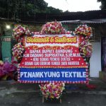 Daerah Cipaganti terkenal sebagai pusat bisnis dan perdagangan di Kota Bandung, dengan banyaknya pusat perbelanjaan, hotel, dan restoran. Selain itu, Cipaganti juga dikenal sebagai pusat transportasi, dengan adanya terminal bis dan stasiun kereta api yang menghubungkan Kota Bandung dengan kota-kota lain di Jawa Barat dan sekitarnya. Daerah Cipaganti juga terkenal dengan keindahan alamnya, dengan pemandangan pegunungan yang indah dan udara yang sejuk.
