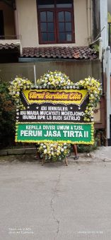 Toko bunga papan di taman ganesha Bandung