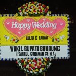 Mempercantik Pernikahan Anda dengan Bunga Papan Murah di Bandung